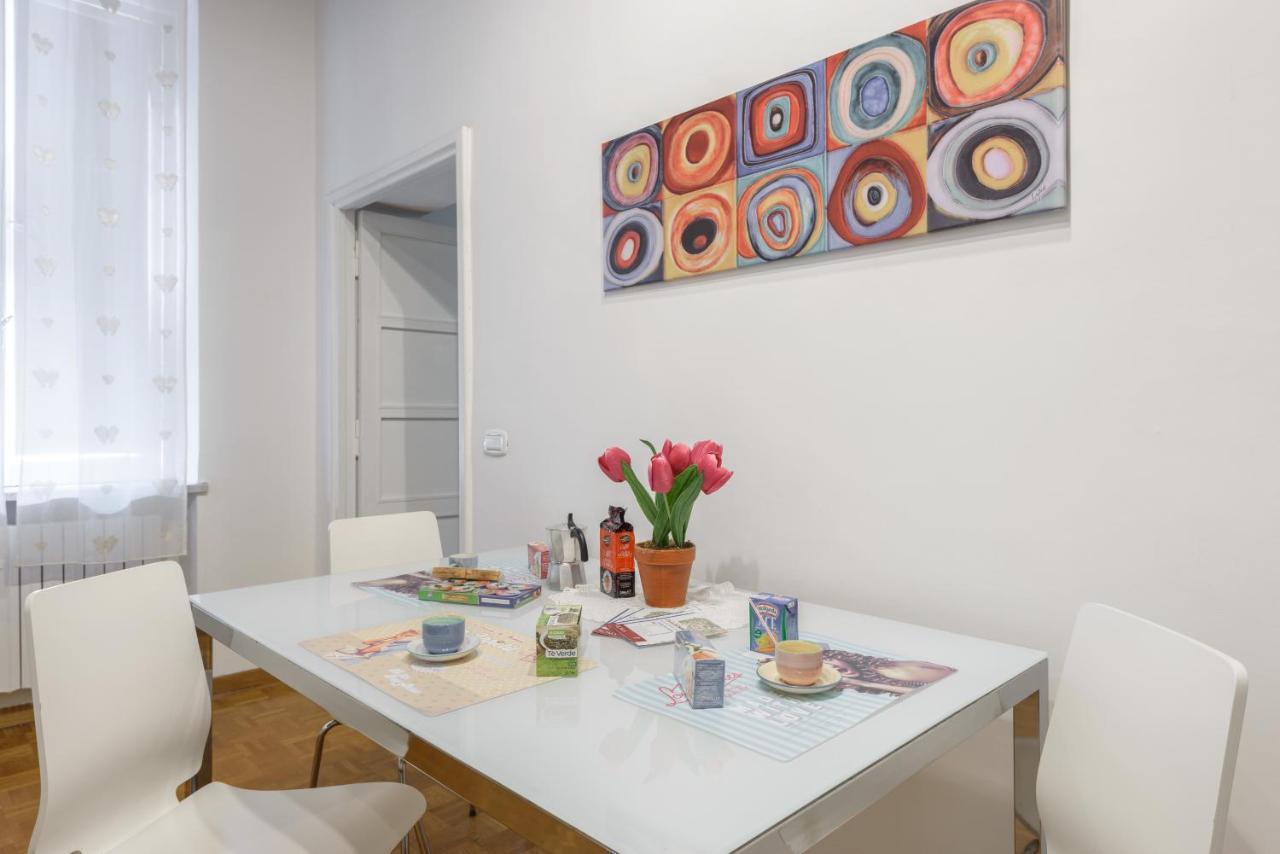 Casa Tua A Monti Apartman Róma Szoba fotó